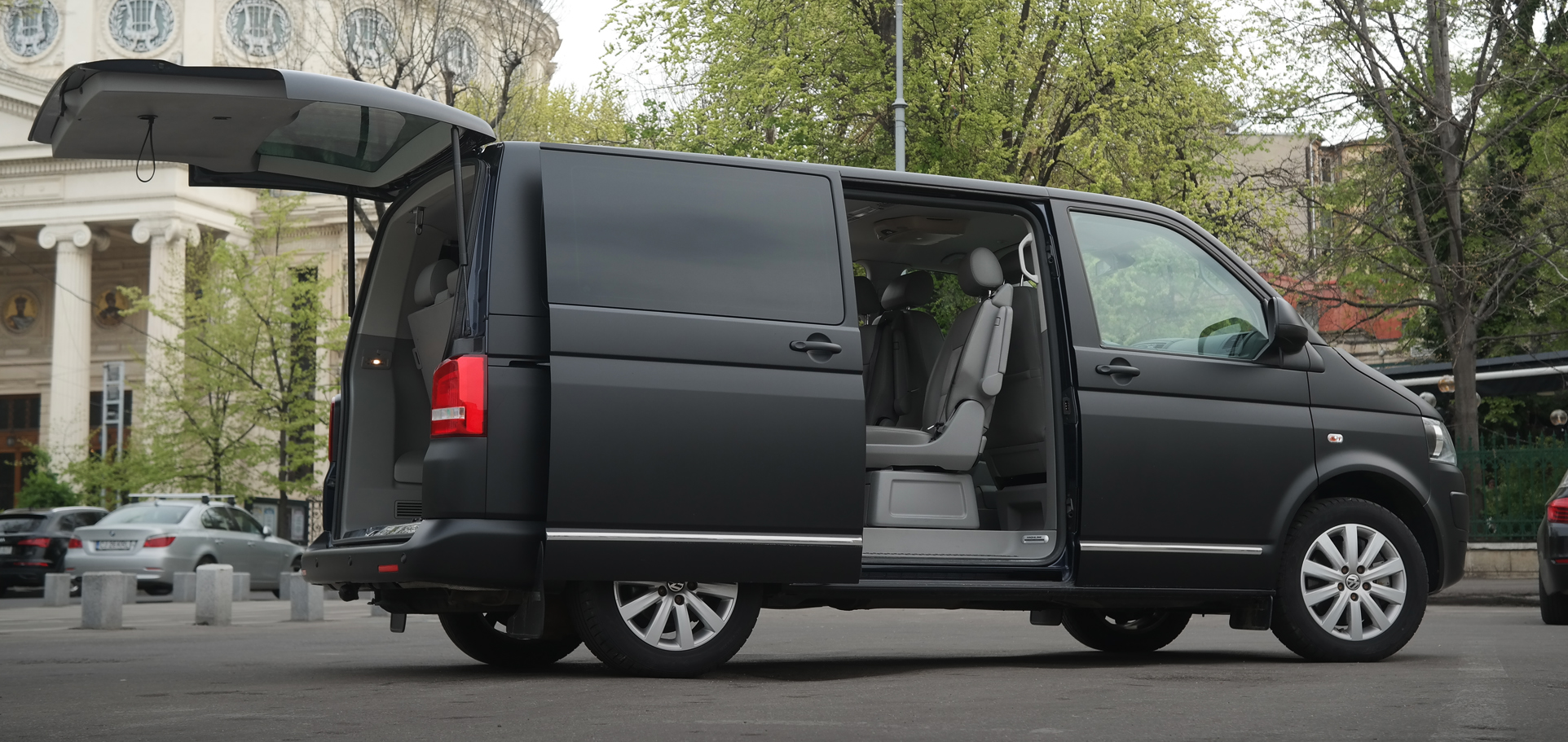 VIP VAN inchiriere masini